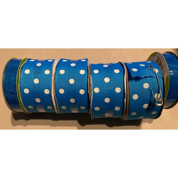 Offray Polka Dot Ribbon Spools (4) 1-1/2" X 9" Island Blue + 2 Blue Sheer Ribbon - Picture 2 of 9